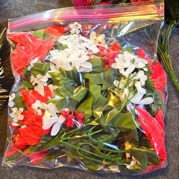 Holiday Craft Supplies Featuring Silk Flowers, Pine Cones And More - Picture 3 of 12